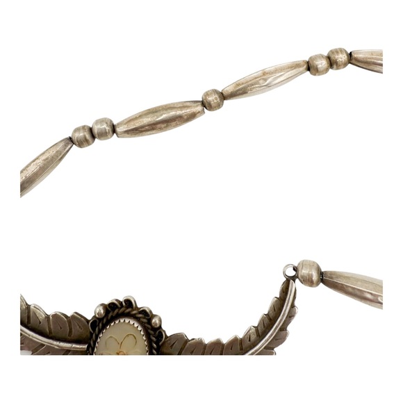 Vintage Navajo Sterling Silver Butterfly M of Pearl Inlay Feather Necklace - Picture 7 of 9